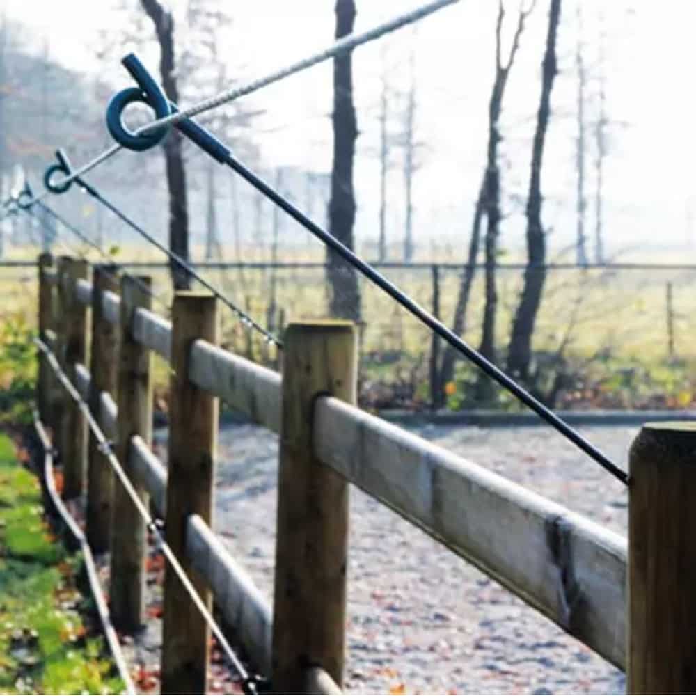 Krulstaart afstand isolator voor op houten paal - Afbeelding 4